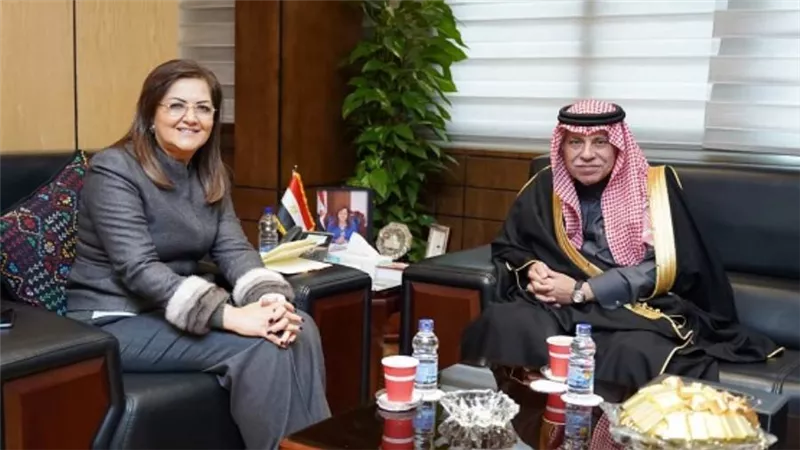 وزيرة التخطيط تلتقي بوزير التجارة السعودي لبحث سبل تعزيز التعاون المستقبلي بين البلدين
