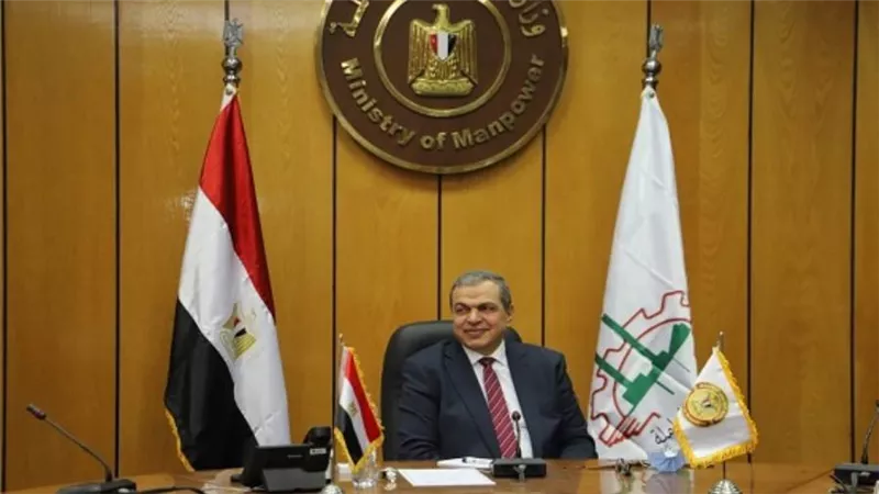 تعيين 514 شاباً والتفتيش على 405 منشأة في أسوان