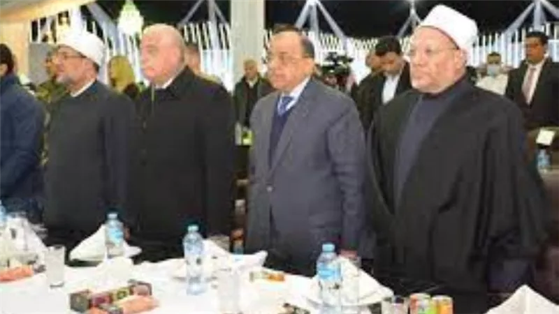 وزير التنمية المحلية يشارك في حفل مدينة طابا بمناسبة العيد القومي لجنوب سيناء