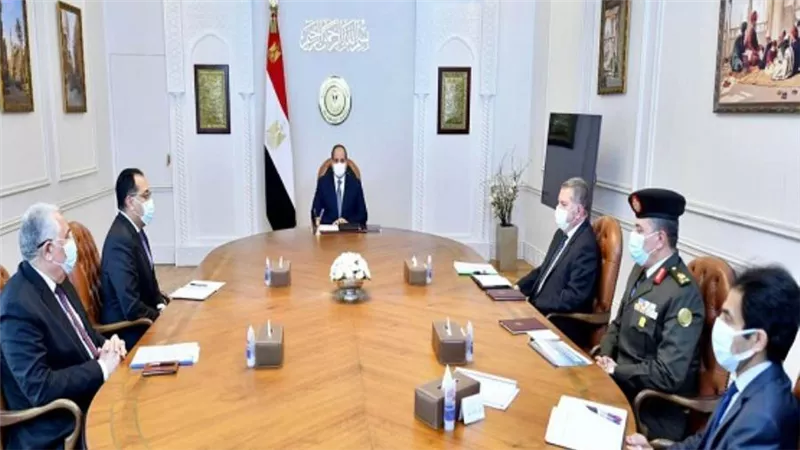 الرئيس السيسي يتابع نتائج تجربة زراعة القطن قصير التيلة في مصر