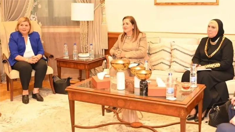 وزيرتا التخطيط والتجارة تبحثان مع وزيرة الاقتصاد الإسرائيلية سبل تعزيز التعاون التجاري المشترك في إطار اتفاق الكويز 