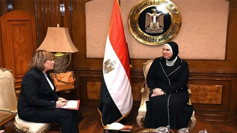 نيفين جامع: الدولة المصرية حريصة على تعزيز التعاون الاقتصادي المشترك مع أوروجواي (صور)