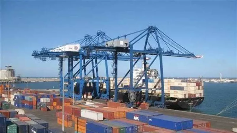 تداول 62 ألفا و680 طن بضائع عامة ومتنوعة بموانئ البحر الأحمر