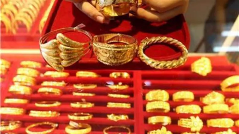 تراجع أسعار الذهب خلال تعاملات اليوم الأربعاء