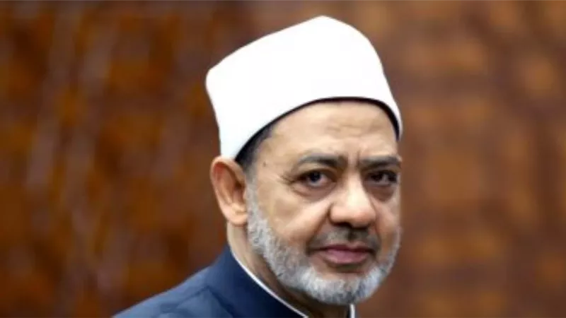شيخ الأزهر: حصر الدين بالصلاة والعمرة والعقيقة آفة عصرنا..والنجاة بسلامة القلب