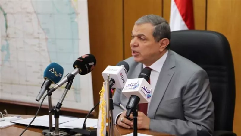 صرف 208 آلاف جنيه للعمالة غير المنتظمة وتعيين 1918 شابا بالبحيرة