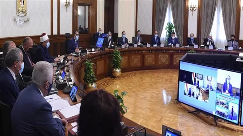 رئيس الوزراء: الحكومة ستبدأ تنفيذ تكليفات الرئيس الصادرة بالأمس وفق خطة تنفيذية (صور)
