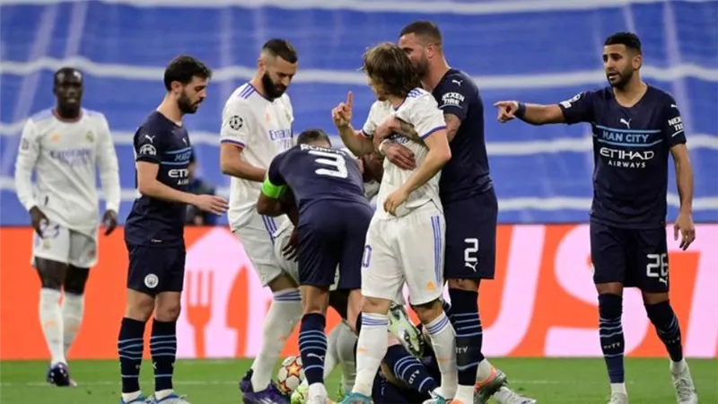 التعادل السلبي يسيطر على الشوط الأول من مباراة ريال مدريد ومانشستر سيتي