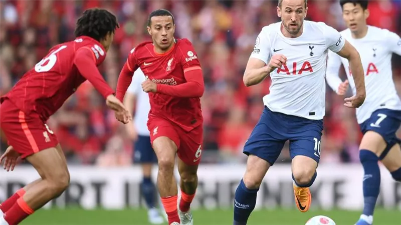 توتنهام يفرض التعادل على ليفربول في الدوري الإنجليزي