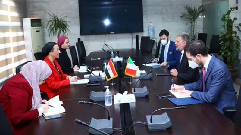 وزيرة البيئة تبحث مع سفير إيطاليا بالقاهرة التعاون الثنائي في مجال البيئة واستضافة مصر لمؤتمر المناخ COP27 (صور)