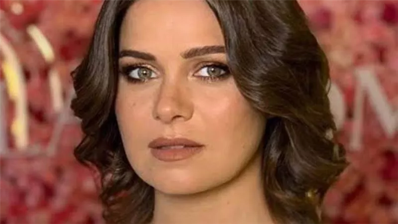 يسرا اللوزي تتعرض للسرقة | صورة