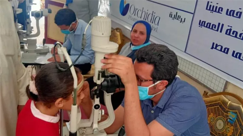 الكشف على عيون 758من أهالي شبرا بابل بالمحلة الكبرى وتسليم أدوية بالمجان لـ 474 مواطن