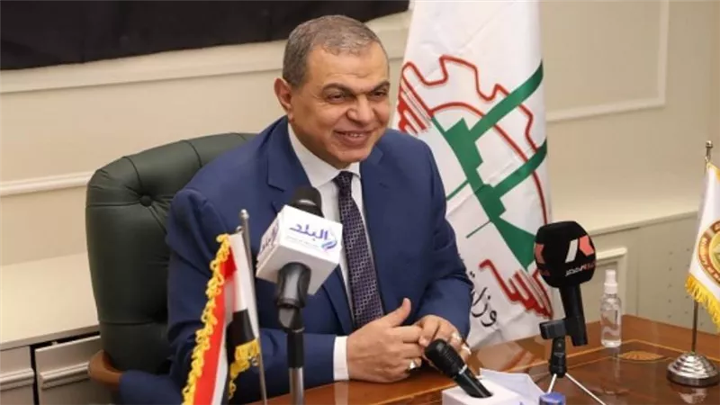 صرف 5 ملايين جنيه للعمالة غير المنتظمة وتعيين 645 شابا في المنيا