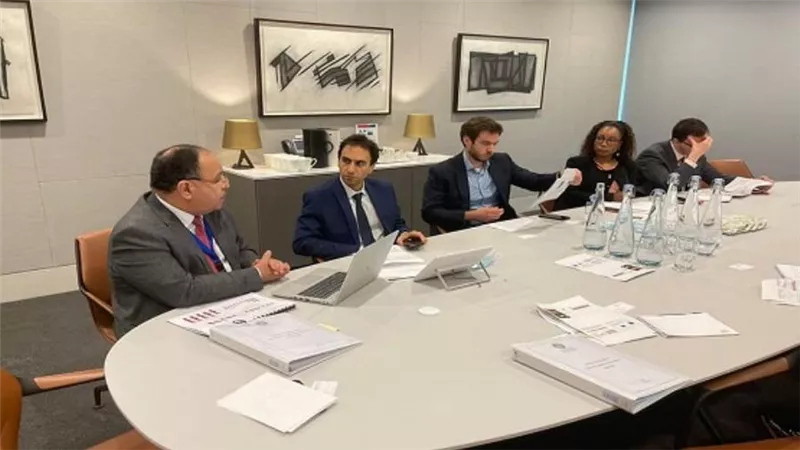 وزير المالية: جذب المستثمرين لتصنيع السيارات الكهربائية.. وتحفيز قطاعات النسيج وتكنولوجيا المعلومات (صور)