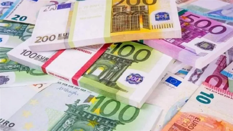 سعر اليورو في مصر اليوم السبت 21-5-2022