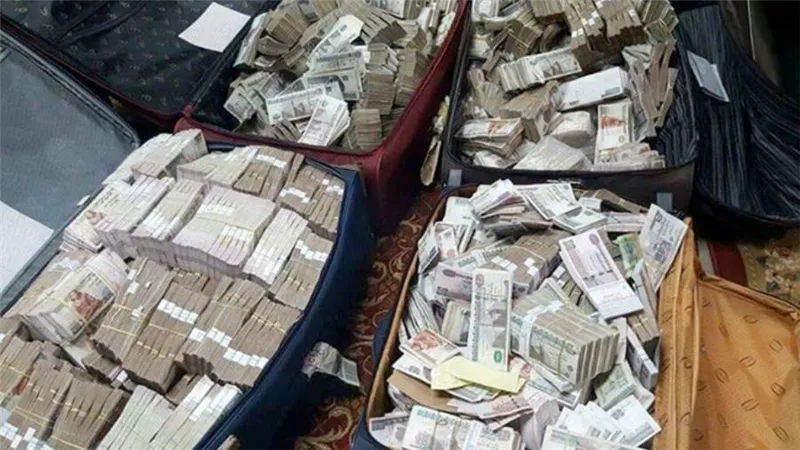 إحالة رئيس مجلس إدارة شركة بترول كبرى للجنايات بتهمة اختلاس 3.5 مليون جنيه