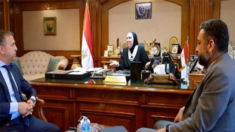 وزيرة التجارة: افتتاح أحدث خط إنتاج لتصنيع المنظفات السائلة بدلا من استيرادها قريبا