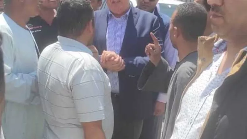 وزير الزراعة يتابع توريد القمح بصومعة البهنسا بالمنيا