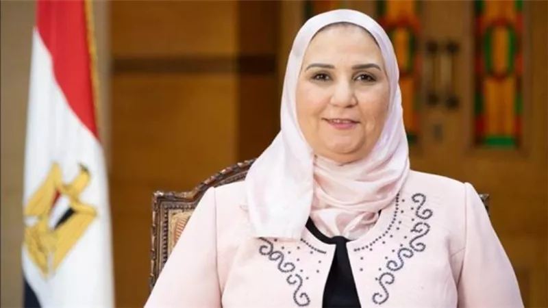 وزيرة التضامن تزور مصابي حريق دار أيتام منطقة الطالبية بمستشفى الهرم