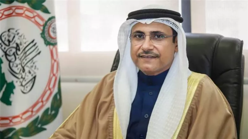 رئيس البرلمان العربي يثمن الإعلان عن تكوين شراكة صناعية بين مصر والإمارات والأردن 