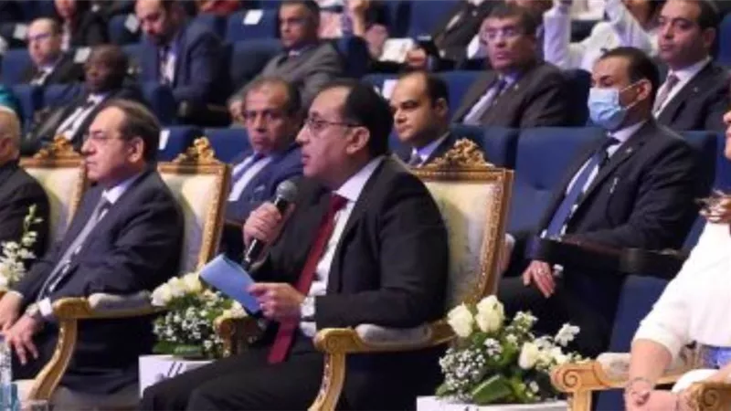 رئيس الوزراء: ما شهدته مصر من طفرة بالبنية التحتية مكننا من مضاعفة صادراتنا