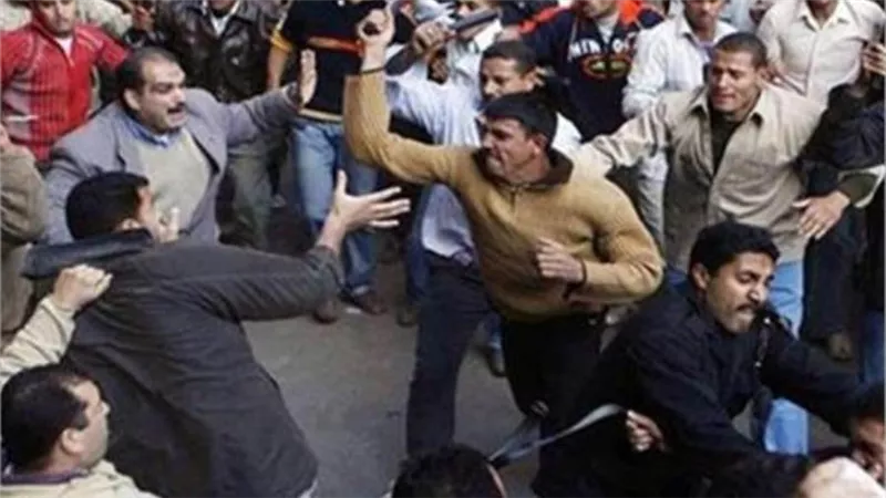 القبض على 3 متهمين في مشاجرة بالأسلحة البيضاء والعصي بطنطا