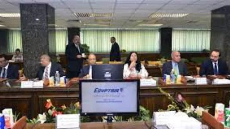 مصر للطيران تنظم ندوة توعية استعدادا لقمة المناخ COP27