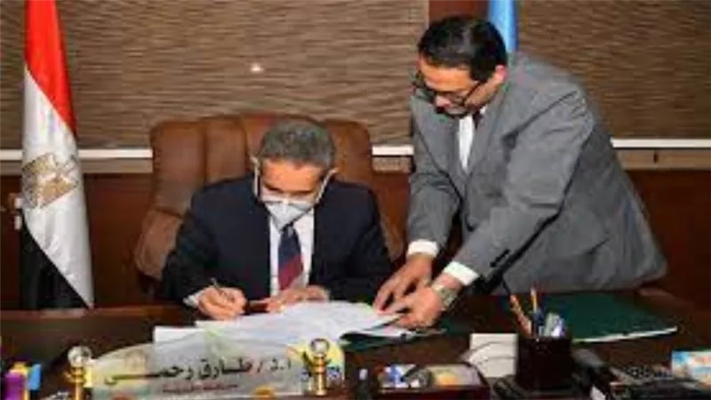 محافظ الغربية يعتمد 230 درجة حد أدنى للقبول بالثانوي العام