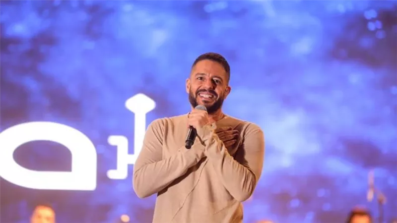 بالصور.. حماقي يشعل الأردن للمرة الثانية في أقل من عام.. والجمهور يطالبه بالمزيد بختام الحفل 