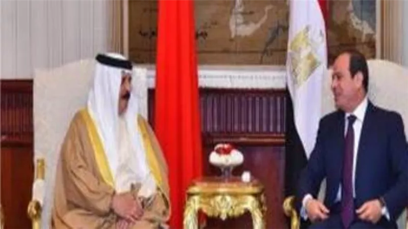 الرئيس السيسي يستقبل ملك البحرين في شرم الشيخ
