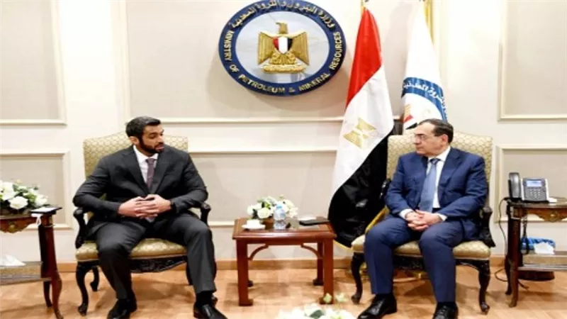 وزير البترول يستقبل رئيس «مبادلة» الإماراتية لبحث فرص استثمارات الشركة في مصر