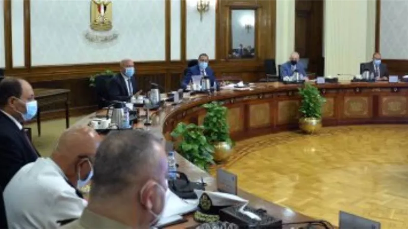 رئيس الوزراء: توجيهات رئاسية بمواصلة تطوير منظومة الموانئ على امتداد السواحل