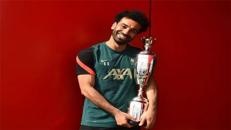 محمد صلاح يجدد تعاقده مع ليفربول حتى 2025
