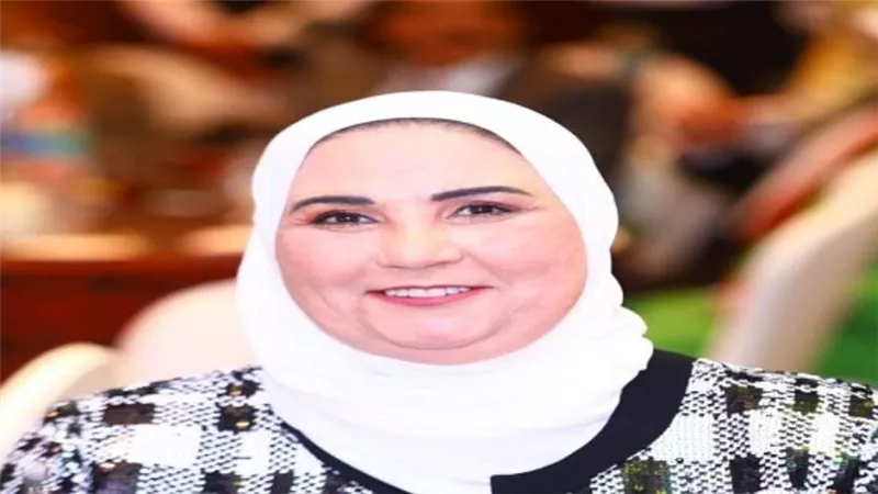 القباج تستعرض تقريرًا عن فرق التدخل السريع في التعامل مع حالات الأطفال والكبار والأسر بلا مأوي