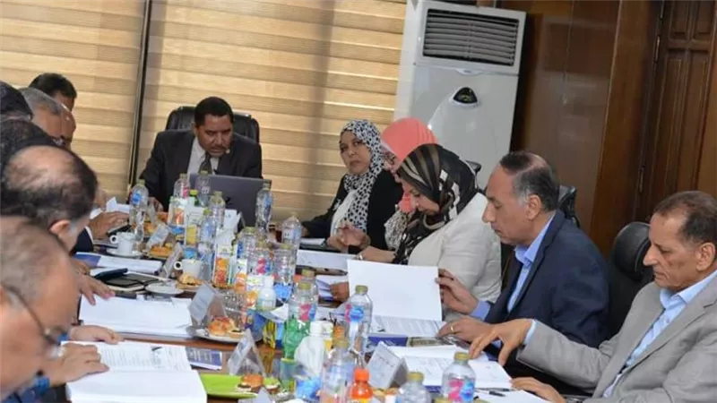 د. خالد عبدالغفار يستعرض تقريرًا عن اجتماع مجلس إدارة الهيئة القومية للاستشعار من البُعد