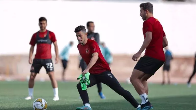 صلاح محسن وحسام حسن يقودان هجوم الأهلي أمام فيوتشر في الدوري