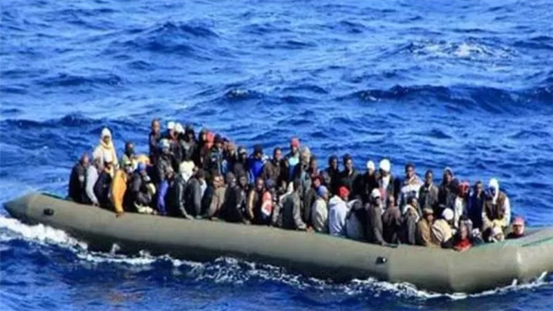 تأجيل محاكمة 13شخصا في قضية تهريب المهاجرين إلي ليبيا عبر الدروب الصحراوية
