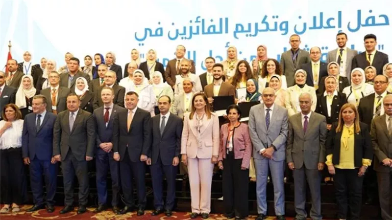 التعليم العالي تشارك في فعاليات احتفالية ختام مبادرة شباب من أجل التنمية بالتعاون مع وزارة التخطيط
