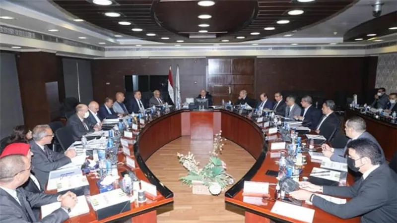 وزير النقل يترأس الجمعية العمومية العادية للشركة المصرية لصيانة الطرق (صور)