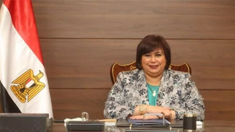 وزيرة الثقافة تعتمد برنامج الاحتفال بعيد الأضحى المبارك
