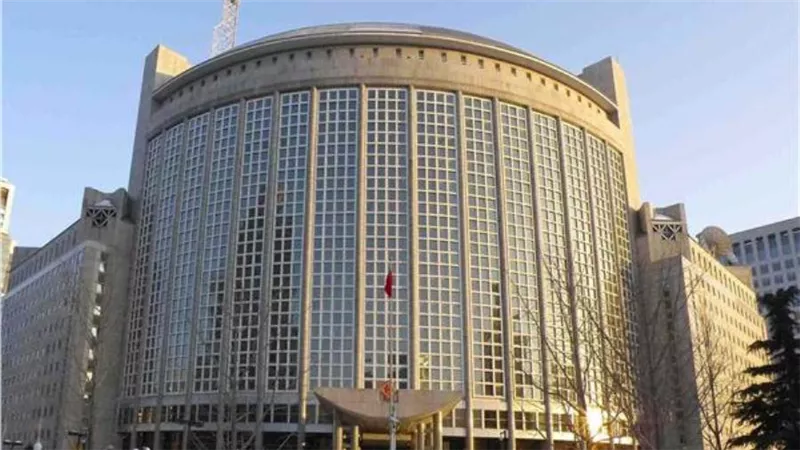 وزارة الخارجية الصينية تعترض لفرض عقوبات على مبيعات النفط الروسي» 
