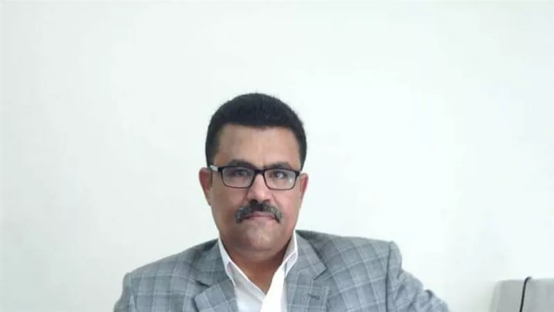 انجازات جاده لمخالفات بالجملة .. مدير ادارة التوجيه المالي بمديرية التربية والتعليم في الغربية يضرب الفساد بيد من حديد 