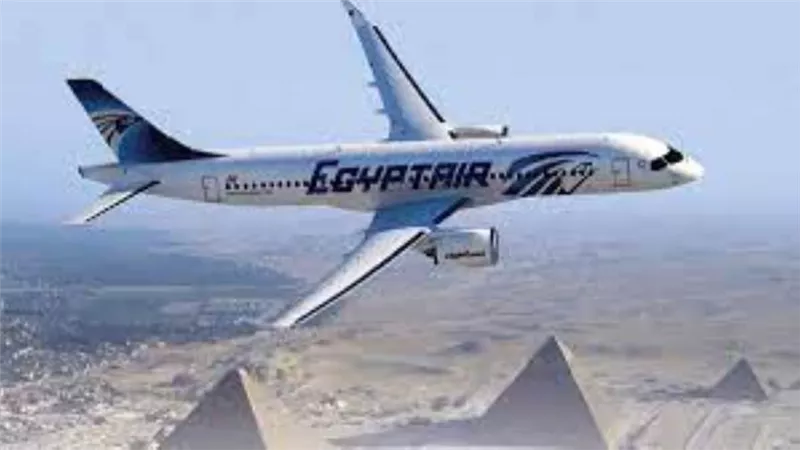 مصر للطيران تعلن عن وظائف بـ الضيافة الجوية 