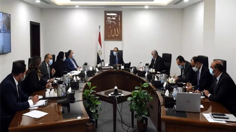 رئيس الوزراء: توجيهات من الرئيس ببدء الدراسات الخاصة بصياغة أسعار توريد المحاصيل الزراعية للموسم الجديد (صور)