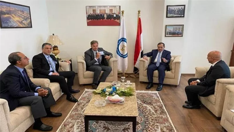 وزير البترول يبحث زيادة استثمارات إكسون موبيل العالمية في مصر (صور)