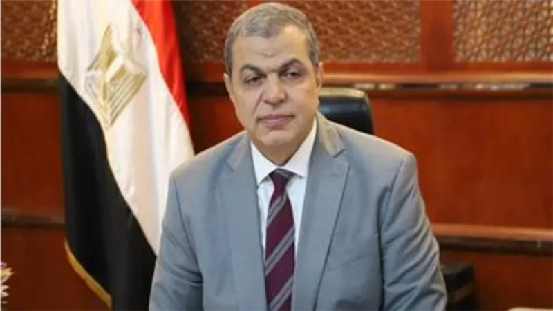 وزير القوى العاملة: بدء 3 دورات بوحدة التدريب المتنقلة بسوهاج