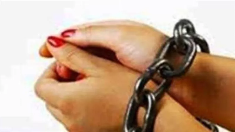 تأجيل محاكمة ربة منزل متهمة بالجمع بين زوجين لجلسة 17 أغسطس