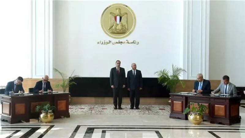 مدبولي: رغم التداعيات الاقتصادية عالميا نعمل على جذب الاستثمارات لخدمة حركة التجارة