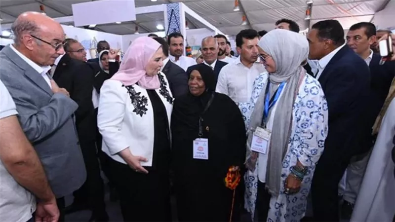 وزيرة التضامن ووزير الشباب ومحافظ مطروح يفتتحون 