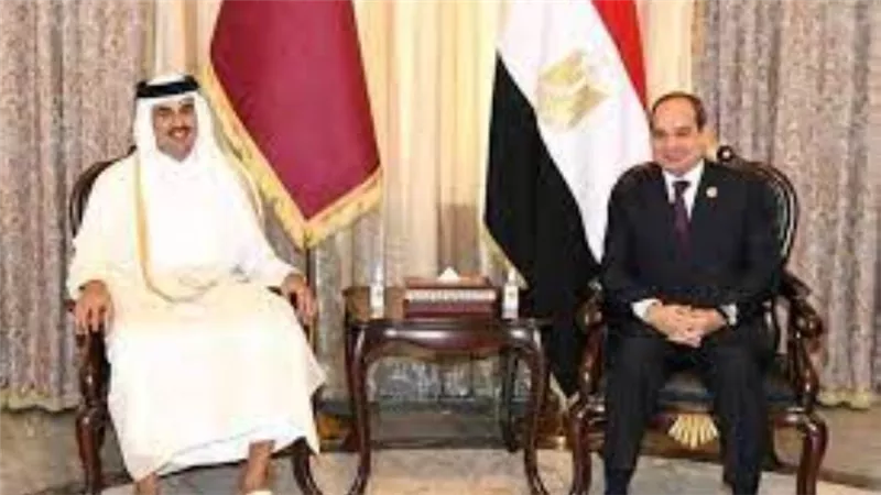 الرئيس السيسي يتلقى اتصالاً هاتفياً من أمير دولة قطر